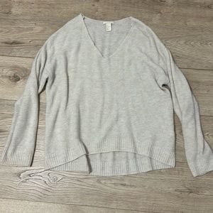 H&M white sweater